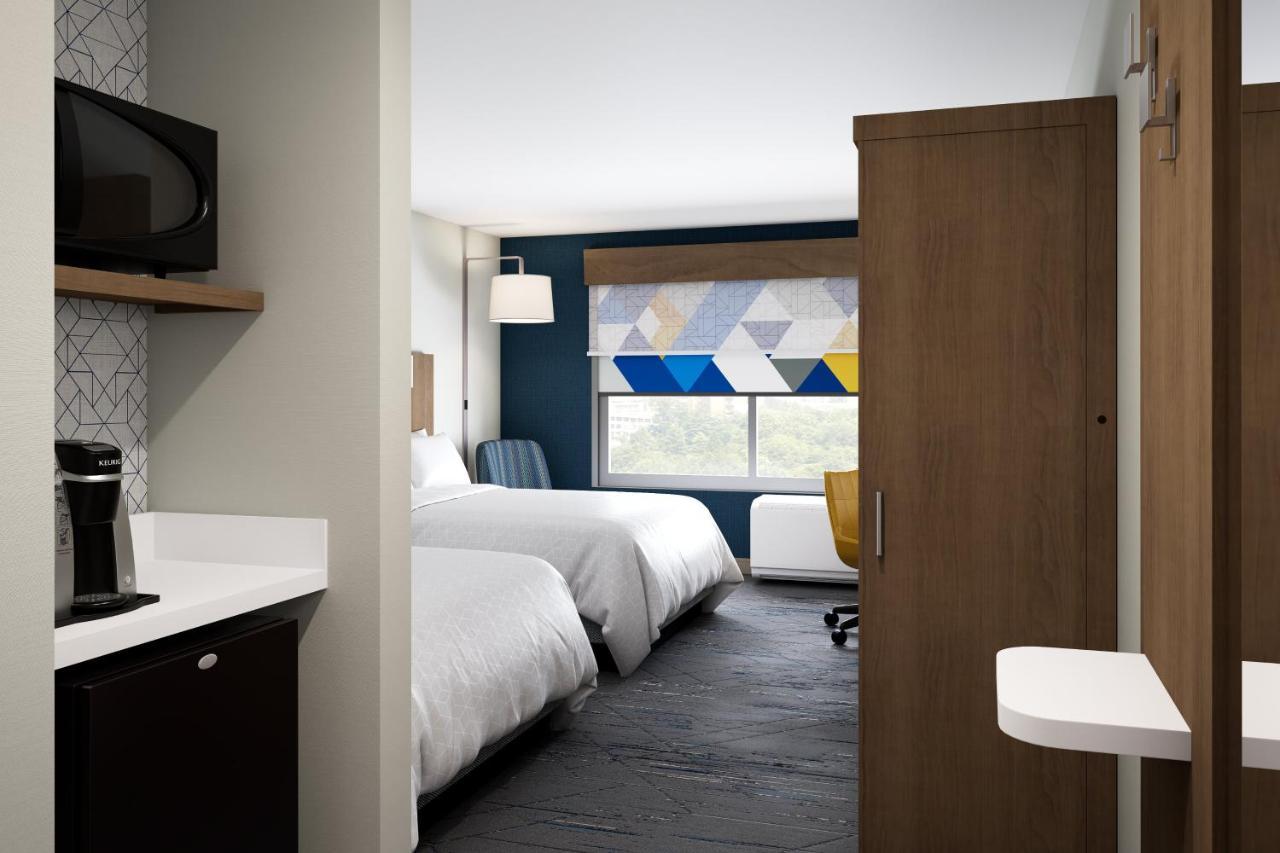 Holiday Inn Express & Suites - Tomah By Ihg Екстериор снимка